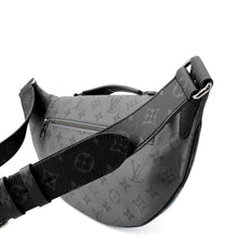 将图像加载到图库查看器中,LOUIS VUITTON LVxYK Maxi Bumbag GrayM46436 Monogram Eclipse Reverse