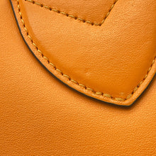 将图像加载到图库查看器中,LOUIS VUITTON LV Pont Neuf Summer GoldM55946 Smooth Cowhide Leather