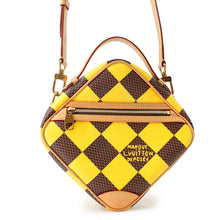 Load image into Gallery viewer, LOUIS VUITTON Chess Messenger JauneMattN40562 Damier・Pop