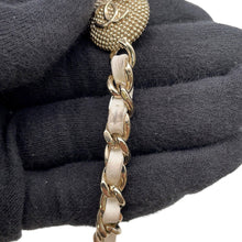 将图像加载到图库查看器中,CHANEL Matelasse ChainShoulder Bag WhiteAP4299 Lambskin/Rhinestone