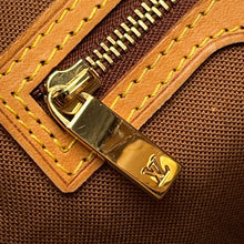 Load image into Gallery viewer, LOUIS VUITTON Vavin BrownM51172 Monogram Size PM