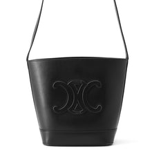 Load image into Gallery viewer, CELINE Cuir Triomphe Bucket Bag Black198243 Leather Size Small