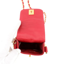 Load image into Gallery viewer, CHANEL Matelasse ChainPochette Red Lambskin