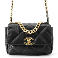 将图像加载到图库查看器中,CHANEL CHANEL19 ChainShoulder Bag BlackAS1160 Shiny Lambskin