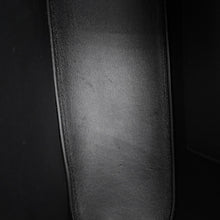 Load image into Gallery viewer, Ferragamo Wanda 2-way Tote Bag Black213984 761287 Patent Leather Size Medium