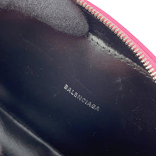 Load image into Gallery viewer, BALENCIAGA Everyday camera bag Pink552372 Leather Size XS