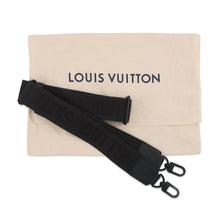 Load image into Gallery viewer, LOUIS VUITTON LV Aerogram Fastline Messenger NoirM22482 Leather LV Aerogram