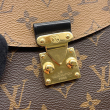 Load image into Gallery viewer, LOUIS VUITTON Camera box NoirM82465 Monogram Monogram Reverse Canvas