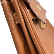 Load image into Gallery viewer, HERMES Kelly Retourne Gold Courchevel Size 32