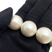 Load image into Gallery viewer, CHANEL Matelasse PearlChain ShoulderPouch BlackAP1838 Lambskin