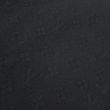 将图像加载到图库查看器中,LOUIS VUITTON Signature 3D Pocket Monogram T-Shirt Size S Black Cotton100%