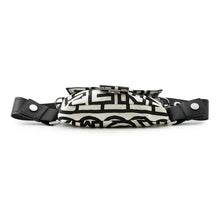 将图像加载到图库查看器中,FENDI Mamma Bucket Waist Pouch - Marc Jacobs Collaboration White/Black7AS138 Nylon