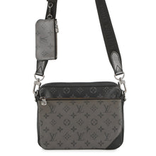 将图像加载到图库查看器中,LOUIS VUITTON Trio Messenger NoirM69443 Monogram Eclipse Monogram Eclipse Reverse