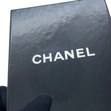 Load image into Gallery viewer, CHANEL 5-piece CC Logo Brooch Metal
