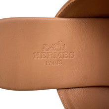 将图像加载到图库查看器中,HERMES Koralia Sandals Brown/White Leather Size 36