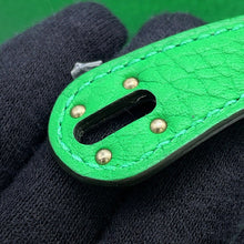 Load image into Gallery viewer, HERMES Lindy Bamboo Taurillon Clemence Size Mini