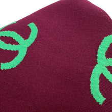Load image into Gallery viewer, CHANEL CC Logo Knit Sweater Size 38 Bordeaux/GreenP70525 Cashmere 97%, Elastin 3%