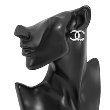 将图像加载到图库查看器中,CHANEL CC Logo Earrings SilverABH287 Metal