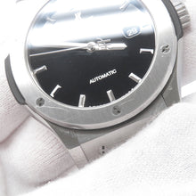 Load image into Gallery viewer, HUBLOT Classic Fusion Titanium Black Shiny W42mm TI Rubber Black Dial542.NX.1270.RX