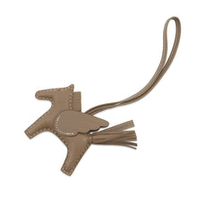 Load image into Gallery viewer, HERMES Rodeo Pegasus Etoupe Lambskin Size PM