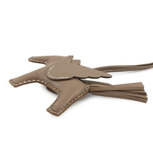 Load image into Gallery viewer, HERMES Rodeo Pegasus Etoupe Lambskin Size PM