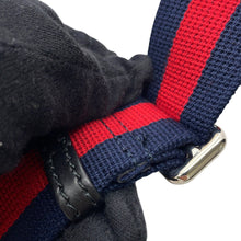 将图像加载到图库查看器中,GUCCI Messenger bag Black523599 GG Supreme Leather Size Small