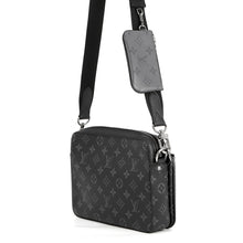 将图像加载到图库查看器中,LOUIS VUITTON Trio Messenger NoirM69443 Monogram Eclipse Monogram Eclipse Reverse