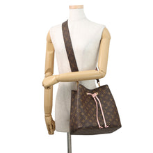 将图像加载到图库查看器中,LOUIS VUITTON Neonoe Rose PoudreM44022 Monogram