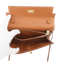 Load image into Gallery viewer, HERMES Kelly wallet long to go Gold Epsom