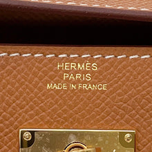 Load image into Gallery viewer, HERMES Kelly wallet long to go Gold Epsom