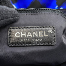 将图像加载到图库查看器中,CHANEL Airline Shoulder Bag Blue/White/Black Nylon