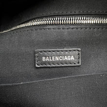 Load image into Gallery viewer, BALENCIAGA Everyday Backpack Black552374 Leather