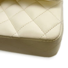 Load image into Gallery viewer, CHANEL Matelasse Double Flap Chain Shoulder Bag WhiteA01112 Lambskin Size 25