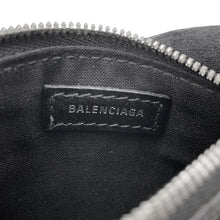 Load image into Gallery viewer, BALENCIAGA Luca Goal Bag Charm Belt Size 105 Black718979 Leather