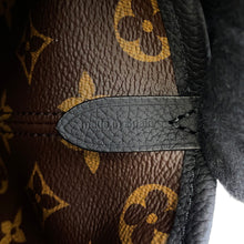 Load image into Gallery viewer, LOUIS VUITTON Neverfull・Inside Out NoirM12099 Monogram Grain Leather Size BB