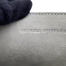 Load image into Gallery viewer, BALENCIAGA Everyday North South Silver/Pink672793 Leather Size XS