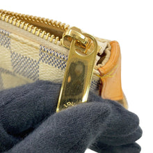 将图像加载到图库查看器中,LOUIS VUITTON Totally BeigeN51261 Damier Azur Size PM