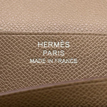 Load image into Gallery viewer, HERMES Beansufla Etoupe Veau Madame