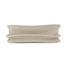 Load image into Gallery viewer, HERMES Evelyne3 Craie Taurillon Clemence Size 23