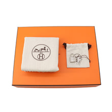 Load image into Gallery viewer, HERMES Picotin Lock Black Taurillon Clemence Size PM
