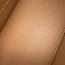 将图像加载到图库查看器中,CHANEL Matelasse 2WAY vanity bag Jasmin FlowerAP3017 Caviar Leather