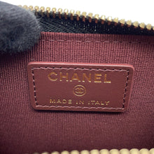 Load image into Gallery viewer, CHANEL Matelasse Zip Card Case Fragment BlackAP4893 Soft Caviar Leather