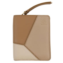 Load image into Gallery viewer, LOEWE Puzzle Compact Wallet Brown/Beige/IvoryC510Z41X01 Leather
