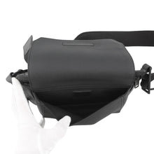 Load image into Gallery viewer, LOUIS VUITTON takeoff sling NoirM57081 Grain Leather