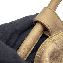 将图像加载到图库查看器中,LOEWE Nappa Aire Anagram Gold Leather