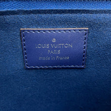 将图像加载到图库查看器中,LOUIS VUITTON Pochette Double Zip BlueM69124 LV Escale