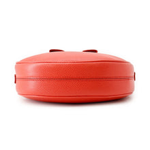 将图像加载到图库查看器中,Ferragamo Vara Ribbon Shoulder Bag Red Leather