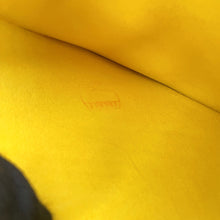 Load image into Gallery viewer, Ferragamo Charming Logo Tote Bag Yellow217533 770685 Leather Size Small