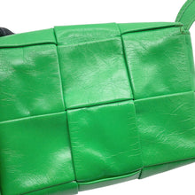 Load image into Gallery viewer, Bottega Veneta Maxi INTRECCIATO Candy Cassette Green Leather