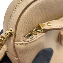 Load image into Gallery viewer, Ferragamo Vara Ribbon Shoulder Bag Beige Leather